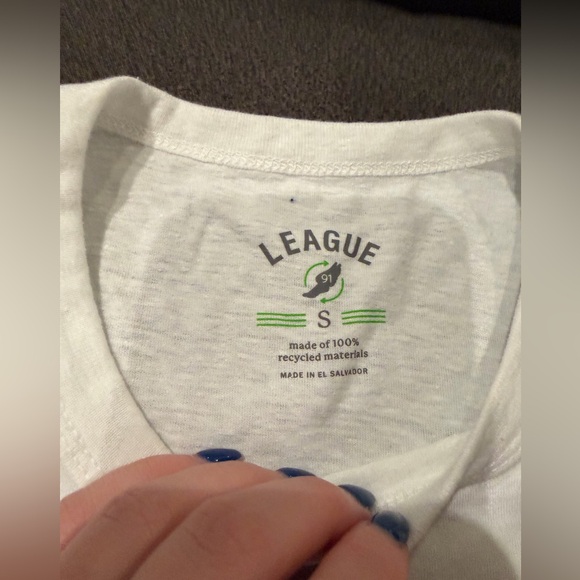 League Women's White University of Miami T-Shirt-size S- new - Picture 3 of 6